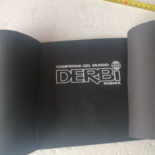 Anagrama Derbi Rabasa Campeona del Mundo