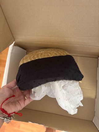 Capota de paja niña