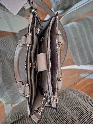 Bolso Michael Kors Gris y Blanco