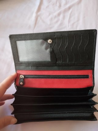 Cartera Negra Mujer Detalles Rojos