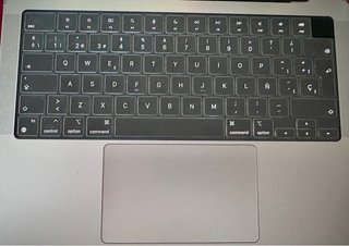 MacBook Pro 14 M4 16GB 512GB Gris Espacial