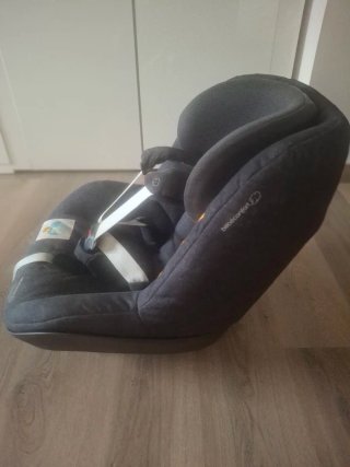 Maxi-Cosi 2wayPearl + base ISOFIX 2wayFix