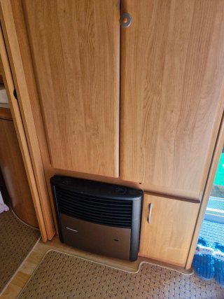 Caravana Hobby Excellent 495