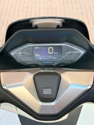 Honda PCX 125 año 2026