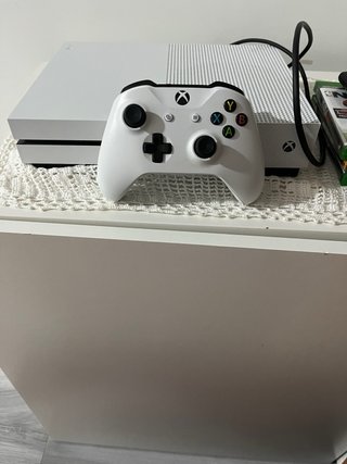 Xbox One S Bianca