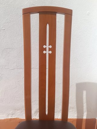 6 Sillas comedor de madera noble con asiento piel