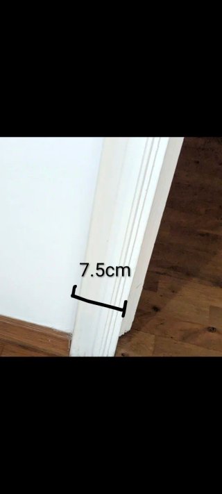 Puertas interiores clásicas de madera lacada