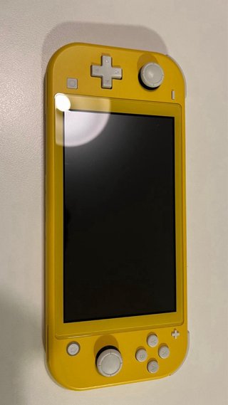 Nintendo Switch Lite Giallo