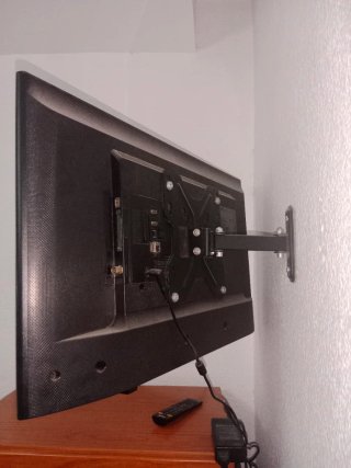 Samsung Smart TV 32 con base