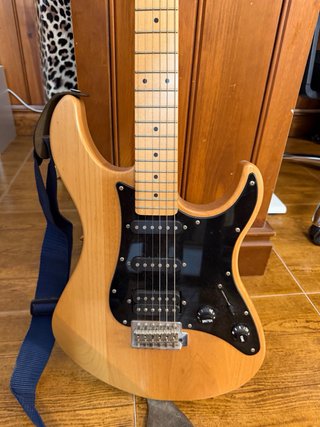 Yamaha Pacifica 112M YNS Guitarra Eléctrica