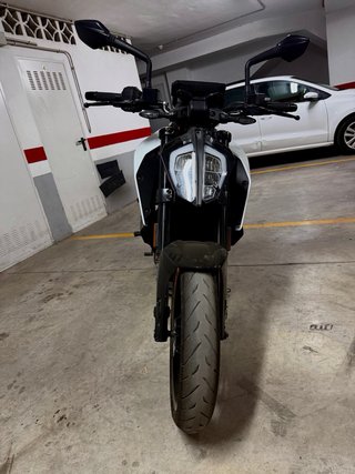 KTM 390 Duke Naked - 9660 km