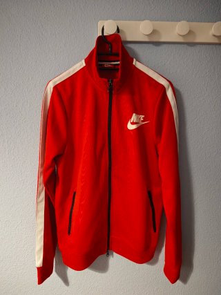 Chaqueta Nike Roja y Blanca talla S