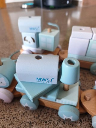 Tren de madera para bebés