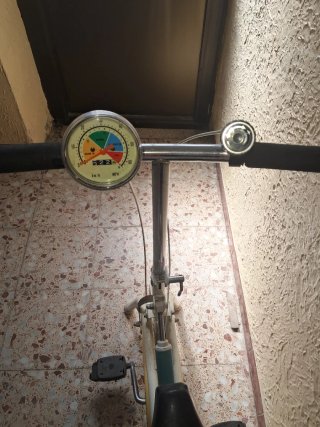 Bicicleta estática para ejercicio vintage