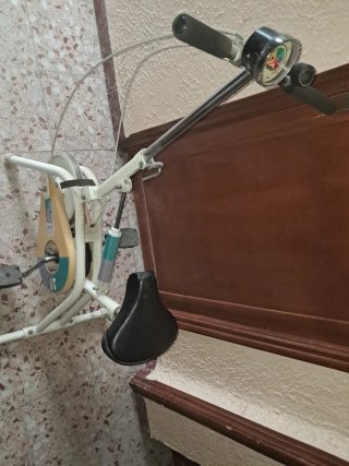 Bicicleta estática para ejercicio vintage