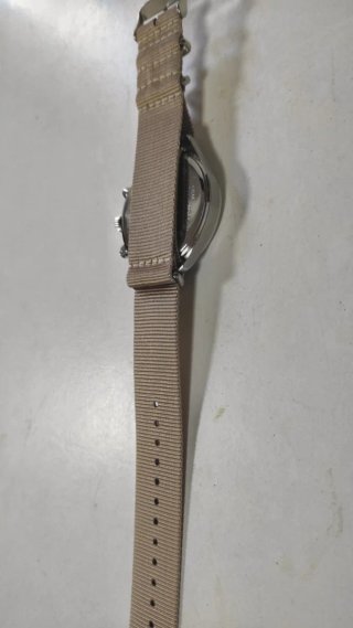 Reloj Massimo Dutti + correa de regalo