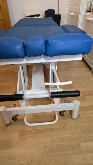 Camilla eléctrica Ecopostural. hidráulica osteopát