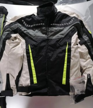Chaqueta y Pantalon de moto touring