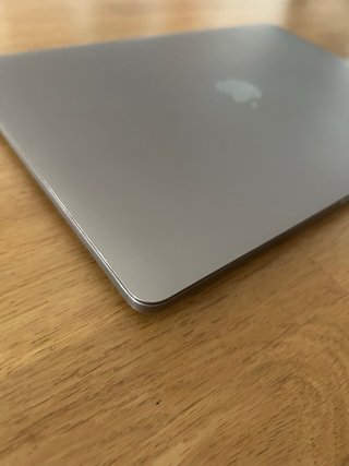 MacBook Pro Touch 256GB 2019 PARA PIEZAS/REPARAR