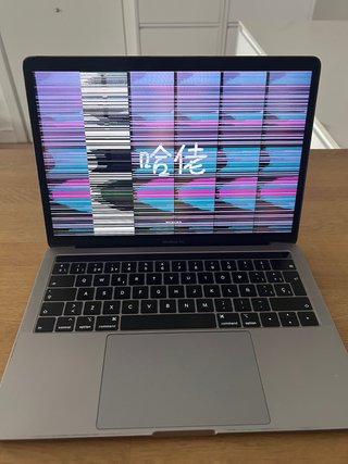 MacBook Pro Touch 256GB 2019 PARA PIEZAS/REPARAR