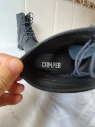 Botas de cuero gris con cordones