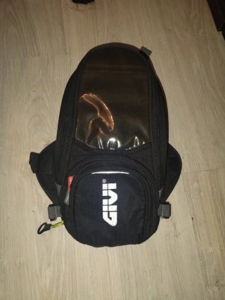 Bolsa depósito Givi 6L Negra