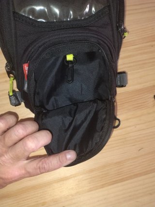 Bolsa depósito Givi 6L Negra