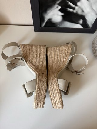Sandalias Mango cuña esparto beige talla 38