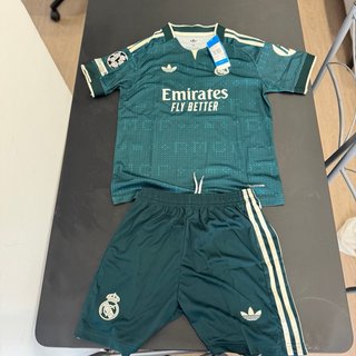 Camiseta Adidas Real Madrid Verde Talla M