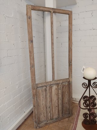 Puerta antigua de madera