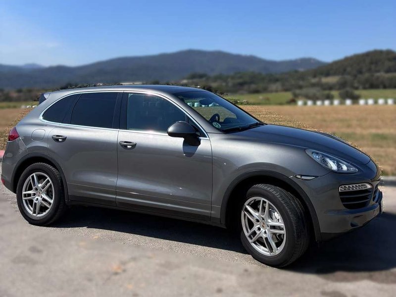 PORSCHE cayenne - foto 1