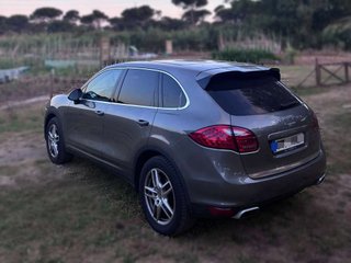 PORSCHE cayenne