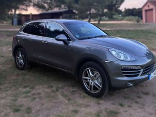 PORSCHE cayenne