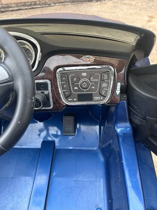 Coche eléctrico infantil azul bmw x6