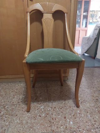 Silla de comedor madera maciza tapizada