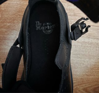 Dr. Martens SANDALIA VENT XX01 DE PIEL