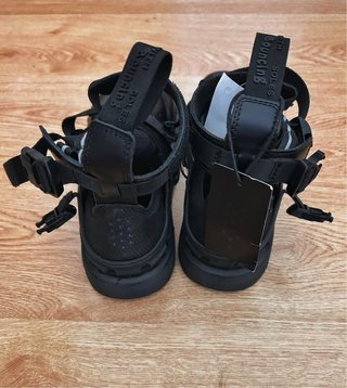 Dr. Martens SANDALIA VENT XX01 DE PIEL