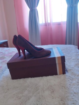 Zapatos de tacón Ganso Marrón y Rojo
