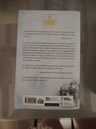 Trilogía The Century : La caída de los gigantes...