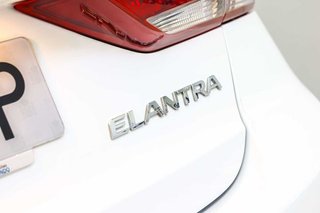 Hyundai Elantra 1.6 CRDi Tecno