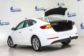 Hyundai Elantra 1.6 CRDi Tecno