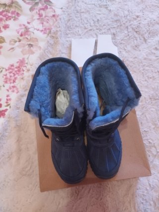 Botas UGG Nieve Negras y Azules