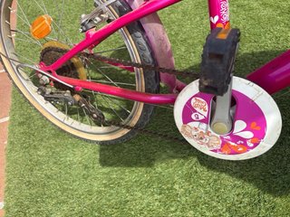 Bicicleta Btwin rosa niña 20 pulgadas