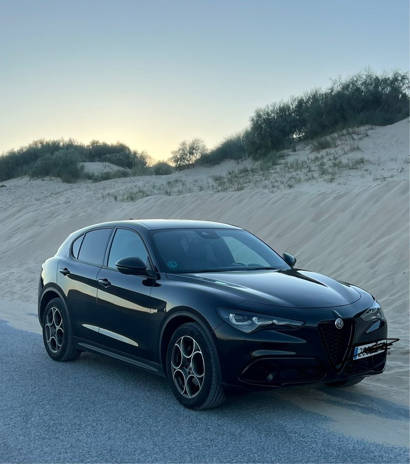 Alfa Romeo Stelvio 2023 - foto 1