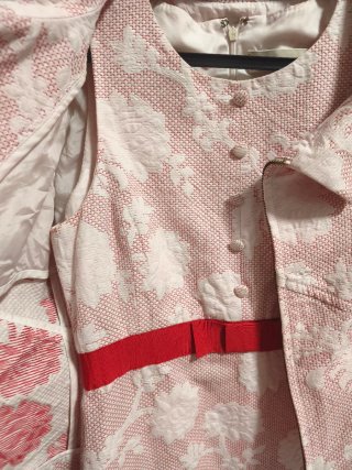 Vestido y Chaqueta Rosa y Blanco