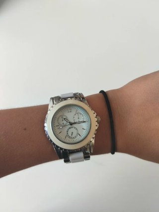 Reloj analógico mujer plata y blanco