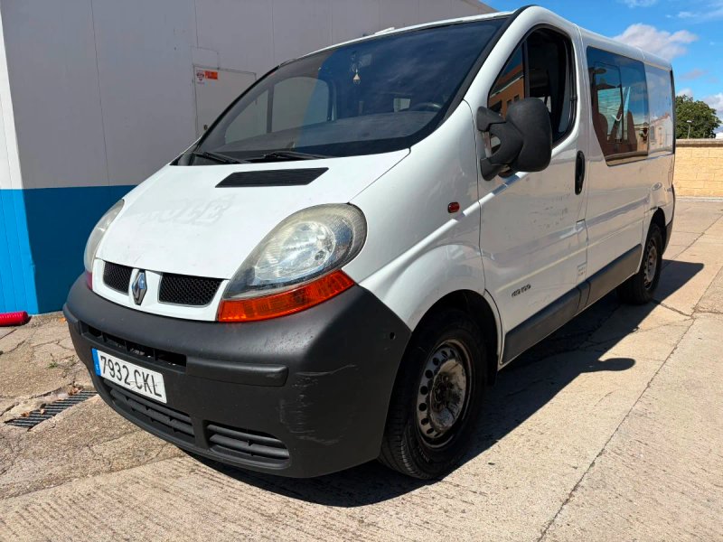 Renault Trafic 2003 - foto 1