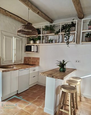 CASA INDEPENDIENTE CON PISCINA EN BENAMAHOMA