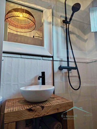 CASA INDEPENDIENTE CON PISCINA EN BENAMAHOMA