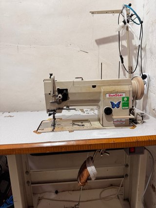 Máquina de coser SunStar triple arrastre